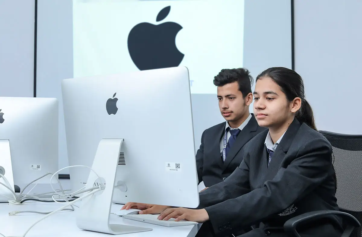 B.Tech. Computer Science and Engineering (iOS & Mobile Applications) in collaboration with HCL and GUVI.